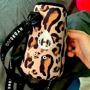 Holley Hydrojug sleeve